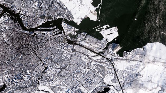 Satellite image of snow cover in Amsterdam, Netherlands