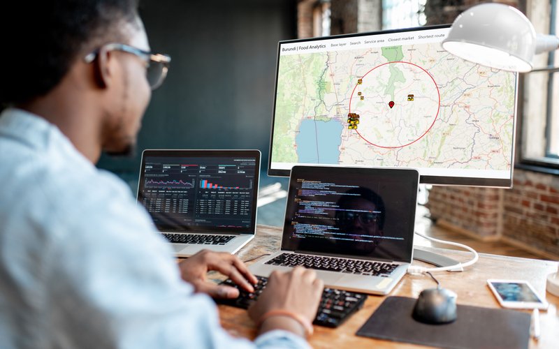 Geo Web App building with OS tools - Geoversity™